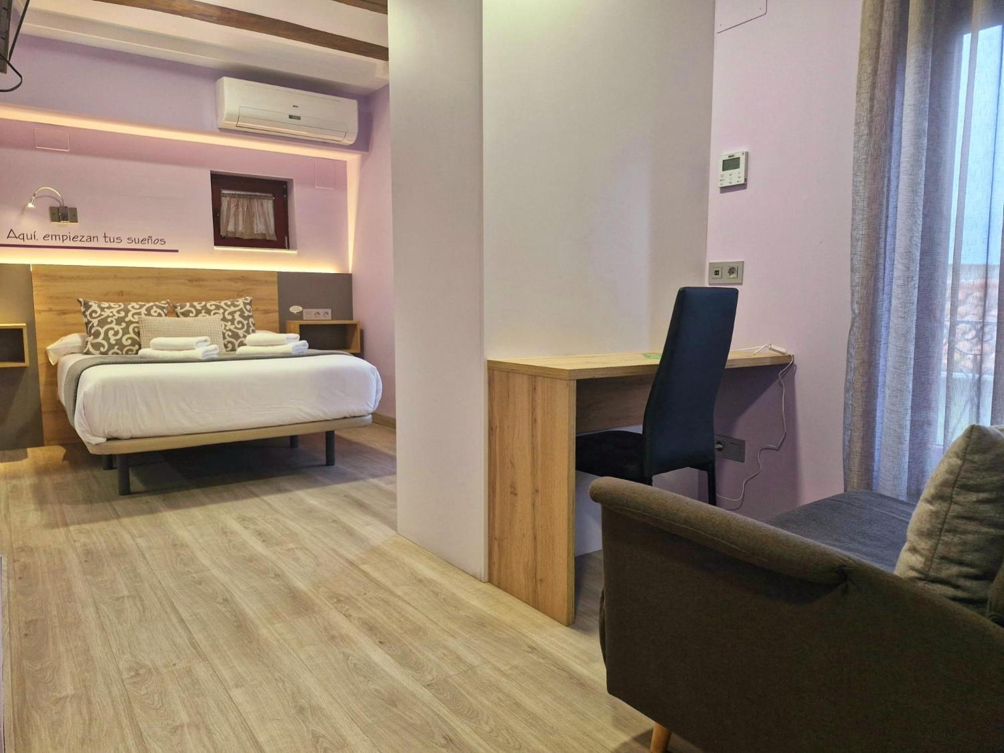 Feeling Home - Suites&Rooms Леон Екстер'єр фото