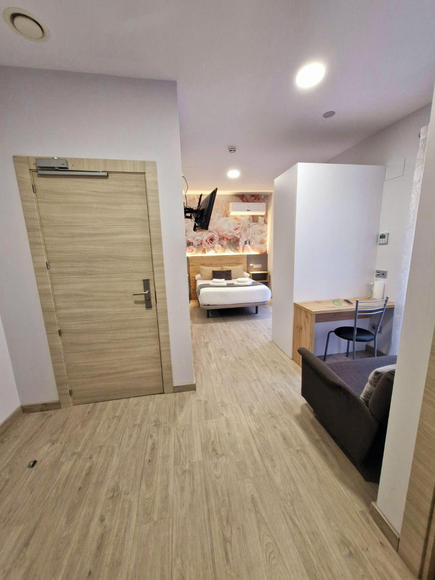 Feeling Home - Suites&Rooms Леон Екстер'єр фото
